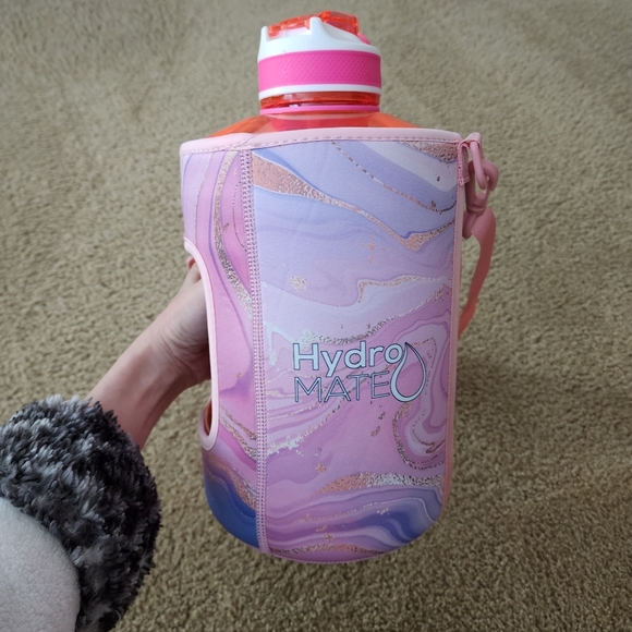 Hydro Mate 1 gallon water bottle - Picture 3 of 6